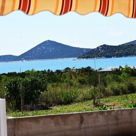 Iva Apartmani ตรีบูนย์ ภายนอก รูปภาพ