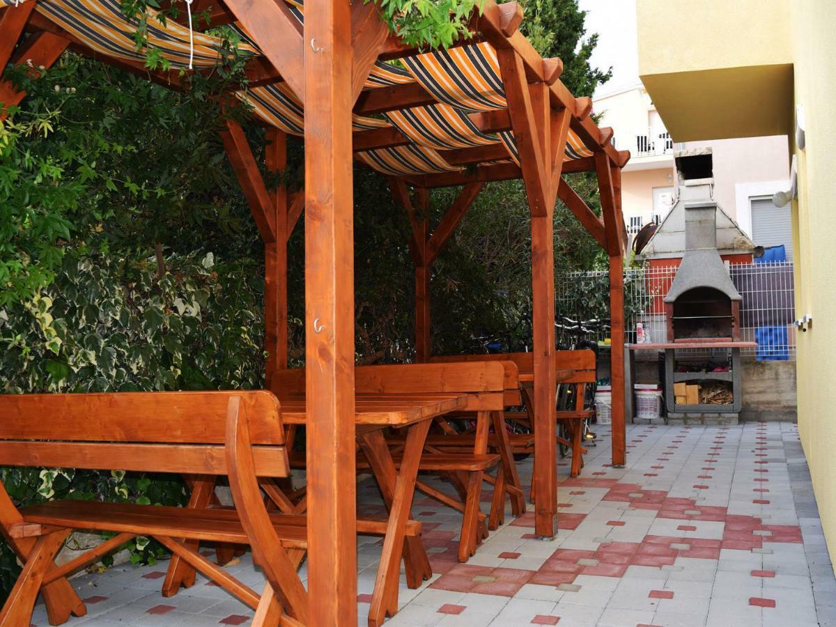 Iva Apartmani ตรีบูนย์ ภายนอก รูปภาพ